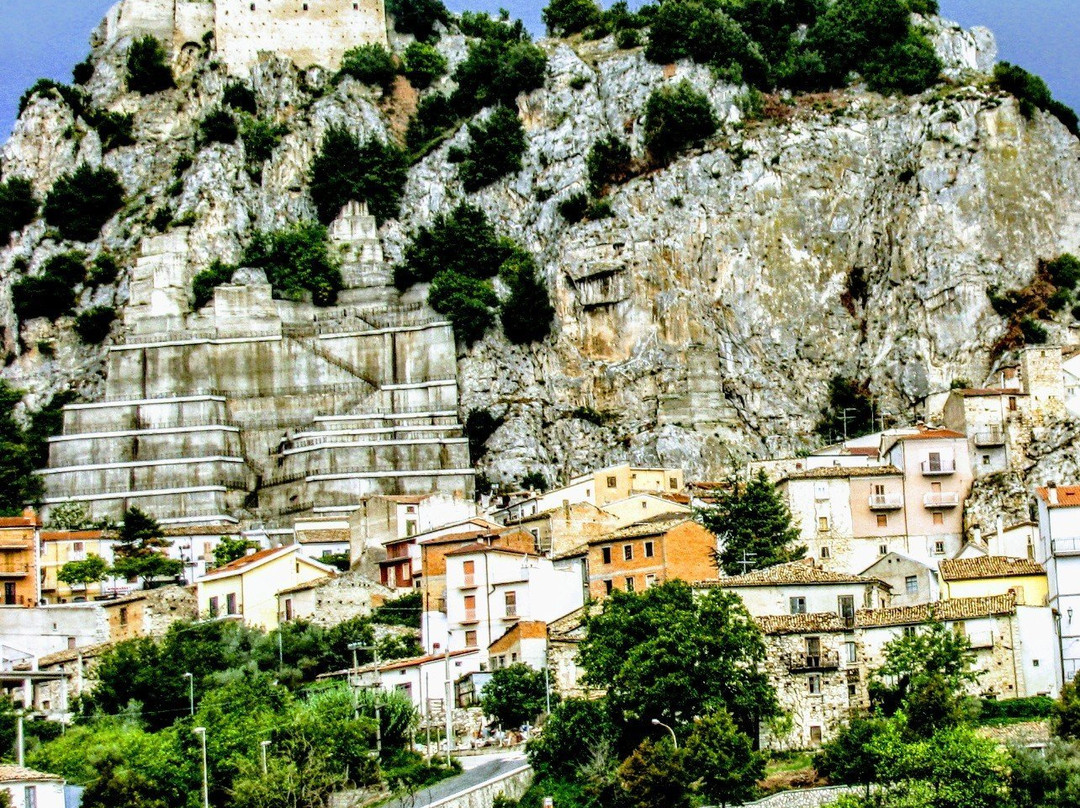 Castello Sanfelice-Bagnoli del Trigno必去景点