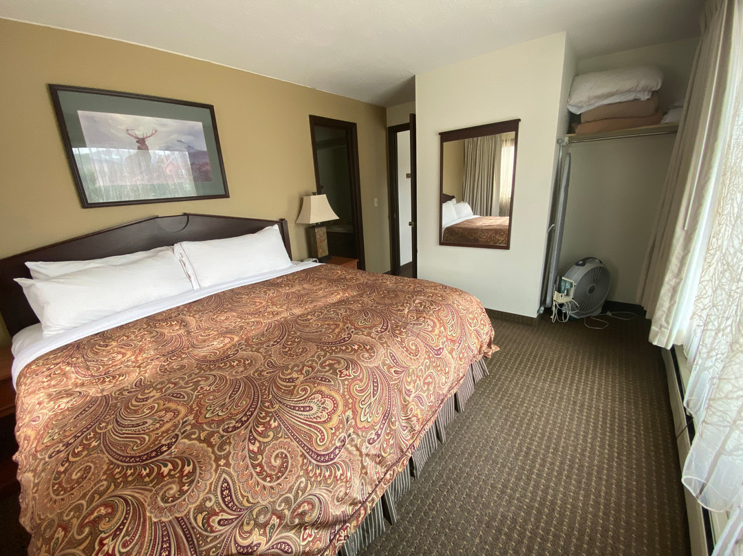 Snowshoe Motel主图