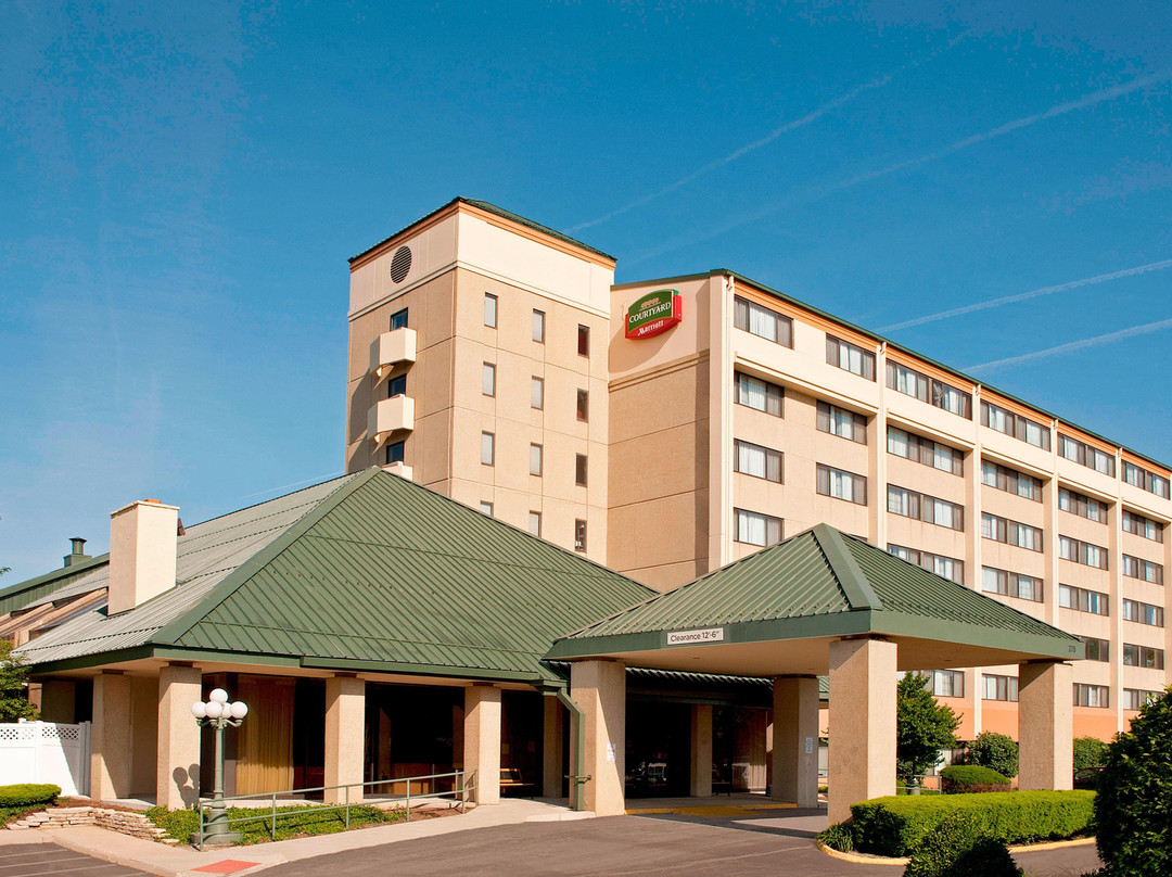 Courtyard by Marriott Chicago Elmhurst/Oakbrook Area主图