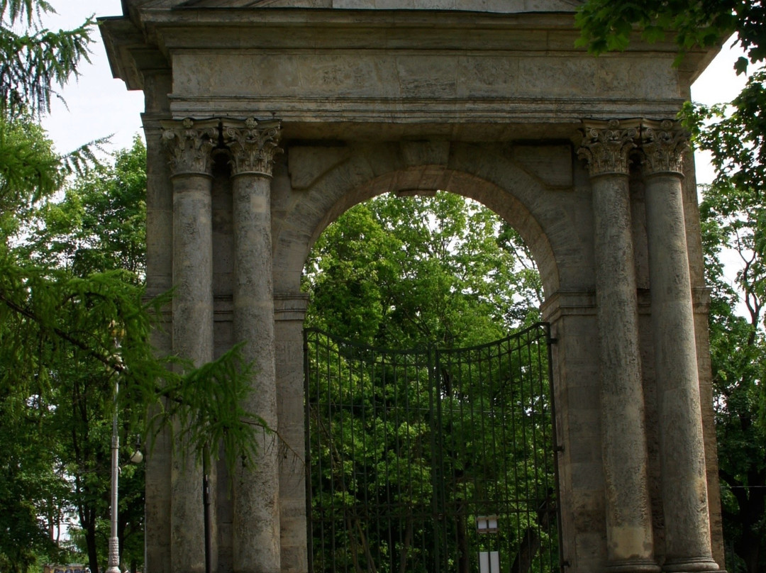 The Admiralty Gates景点图片