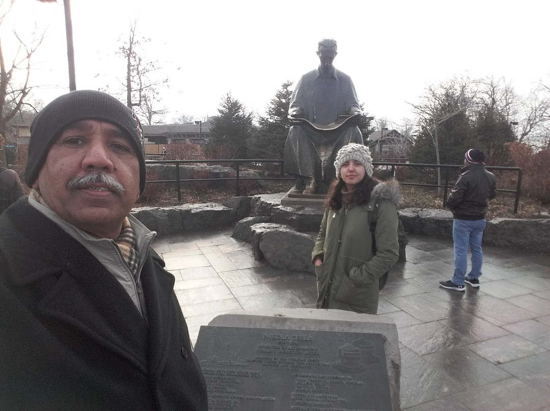 Nikola Tesla Monument-尼亚加拉大瀑布必去景点
