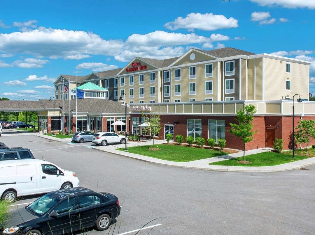 德文斯共同希尔顿花园酒店主图