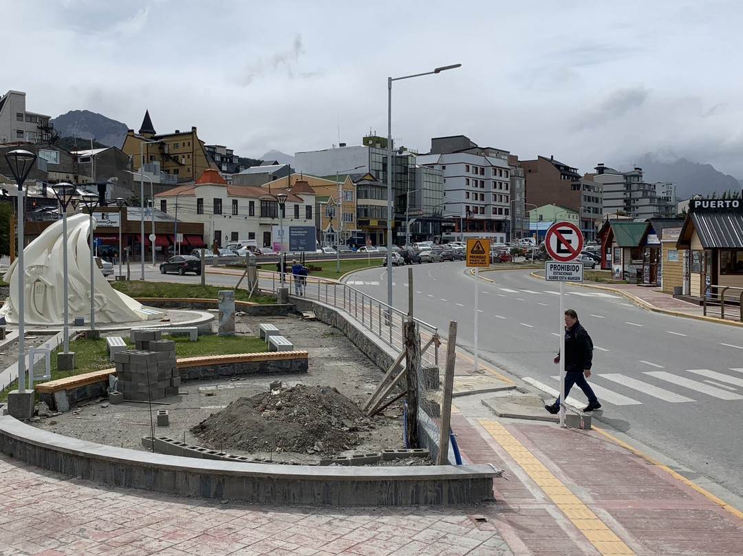 Monumento Antiguos Pobladores de Ushuaia景点图片