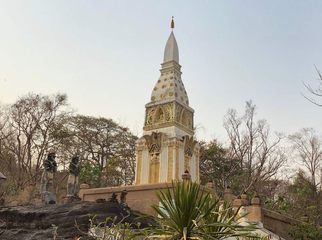 Wat Phra Phutthabat Bua Bok景点图片