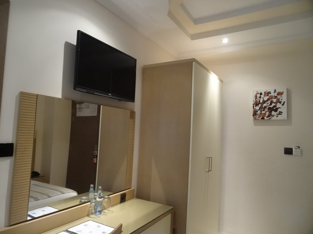 Hotel La Roseraie主图