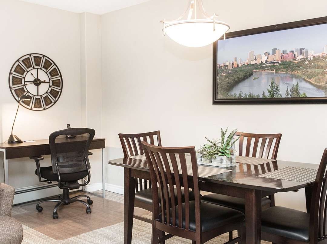 Canterra Suites Hotel主图