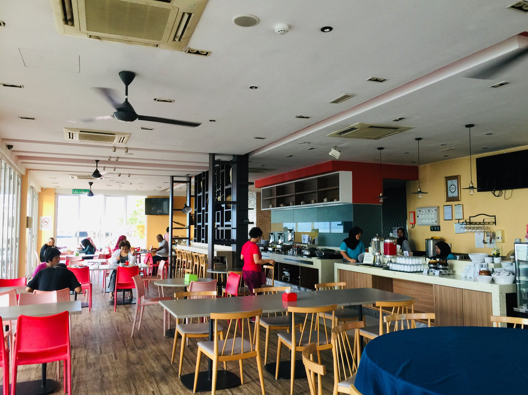 海滨山打根瑞士酒店主图