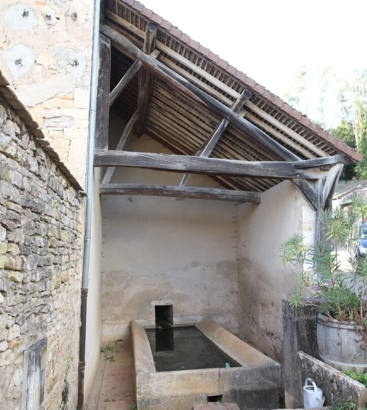 Lavoir De Russilly景点图片