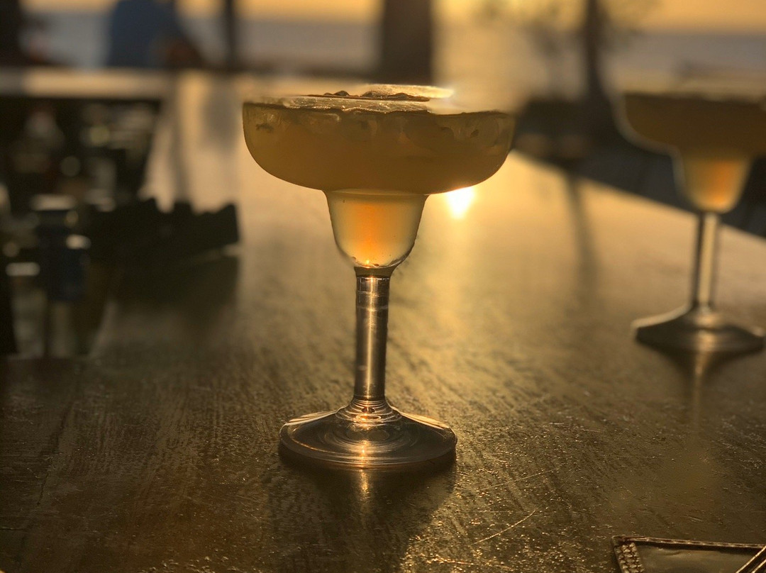 Musket Cove Yacht Club Island Bar景点图片