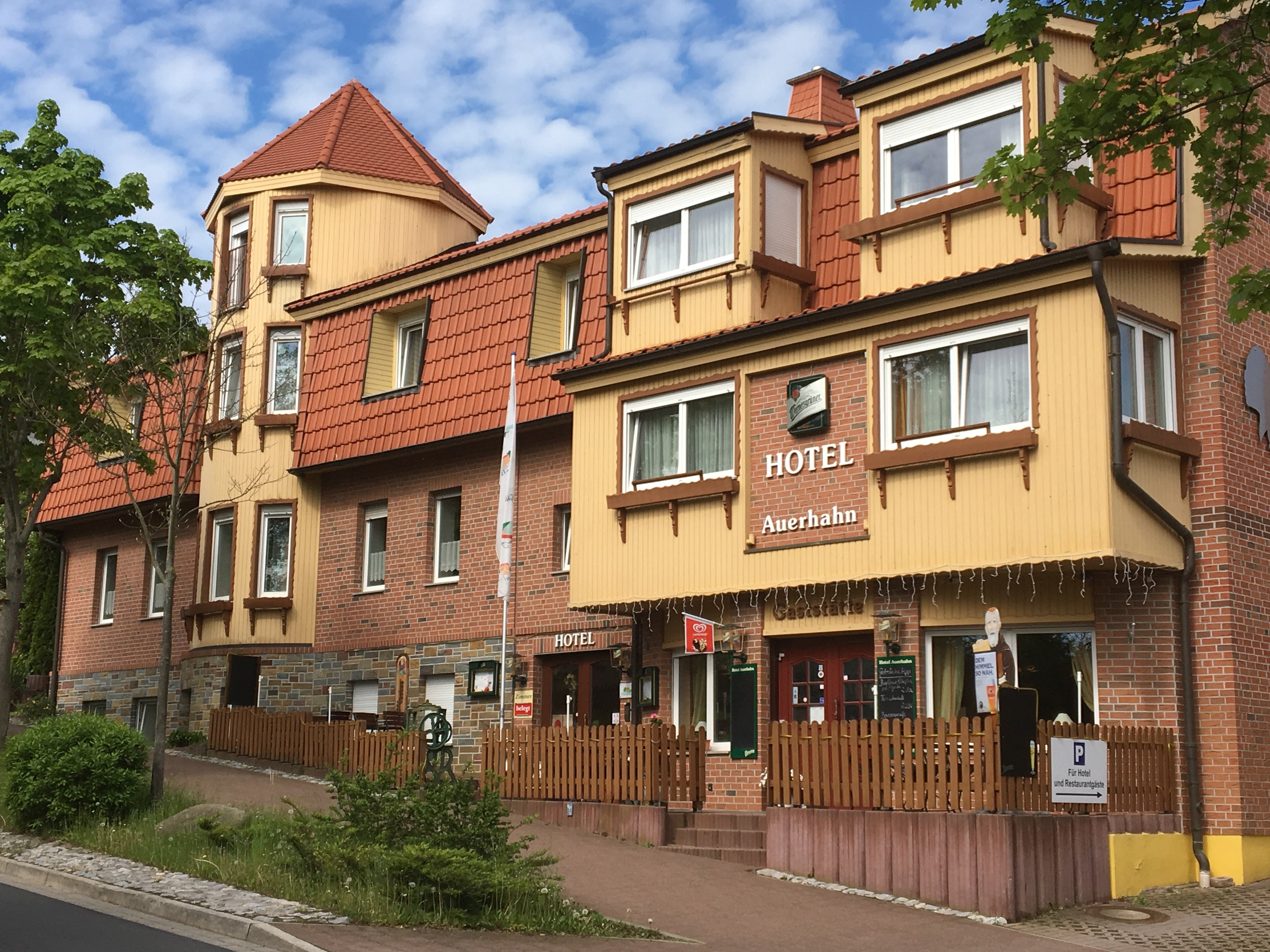 Stadt-gut-Hotel Auerhahn-官方