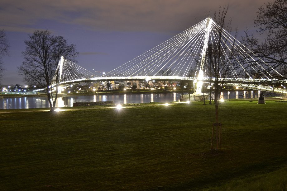 Passerelle des Deux Rives-凯尔必去景点