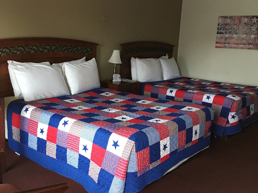 Sunset Inn & Suites主图