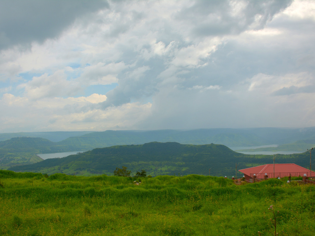 Shrileela - The Garden Resort