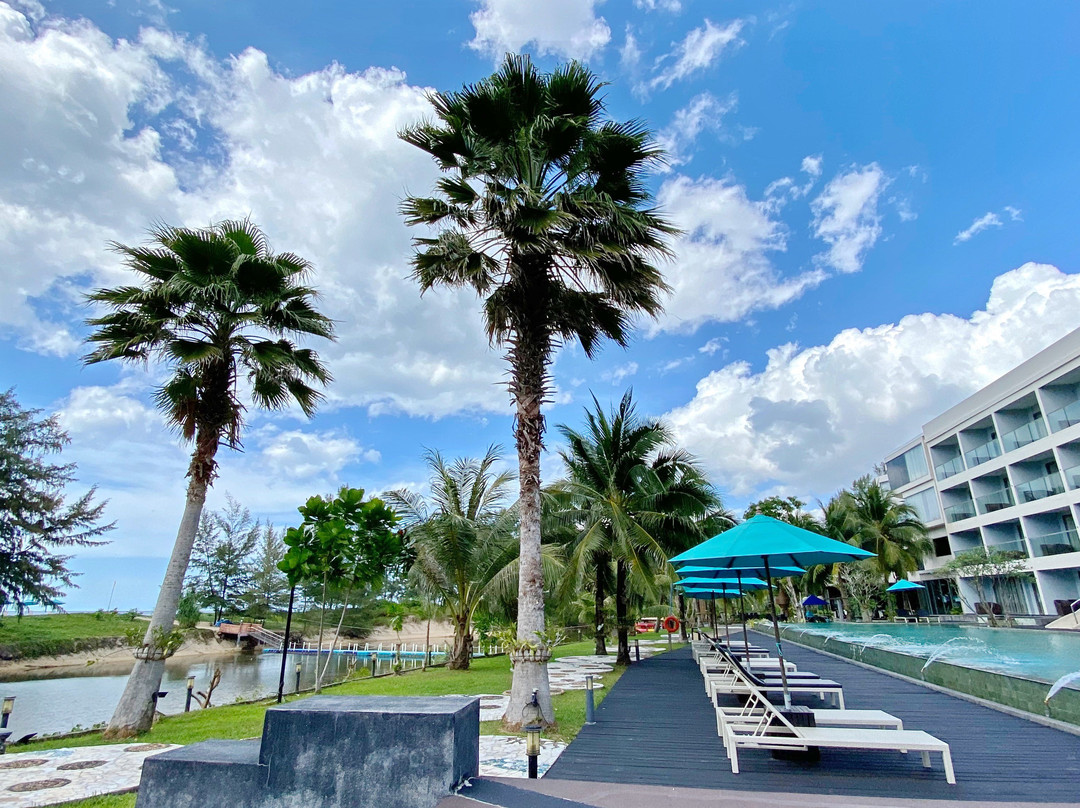 珊瑚海滩度假村及咖啡厅主图