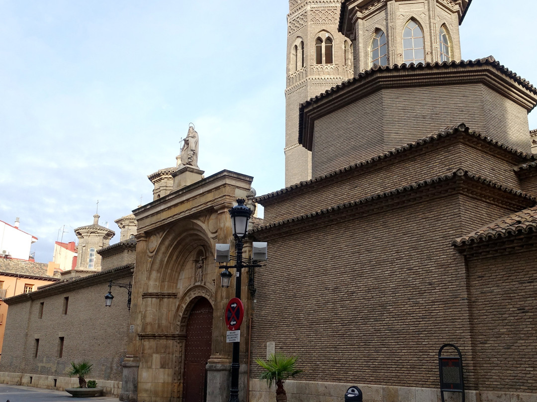 Iglesia Parroquial de San Pablo Apóstol-萨拉戈萨省必去景点