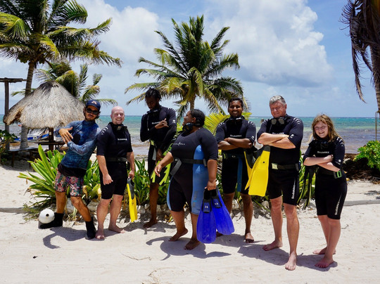 Dreamtime Dive Center-Mahahual必去景点