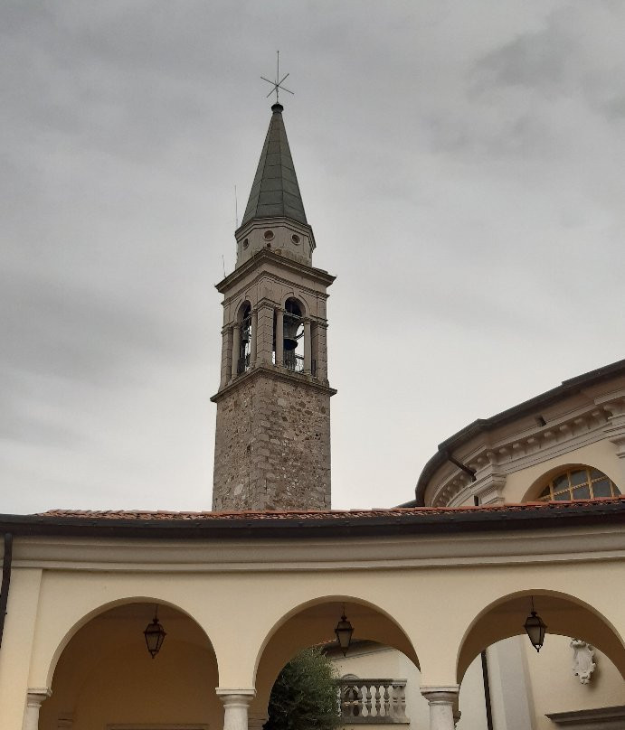Santuario della Beata Vergine del Carmine-Reana del Rojale必去景点