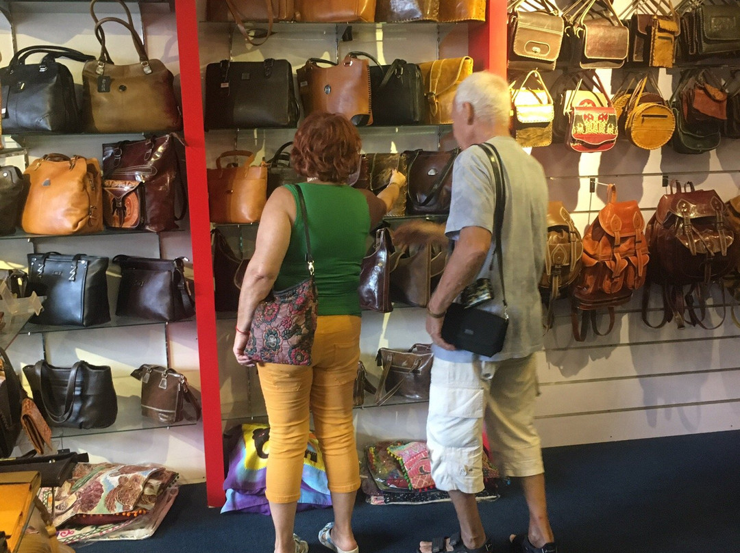 leather.lk-Aluthgama必去景点