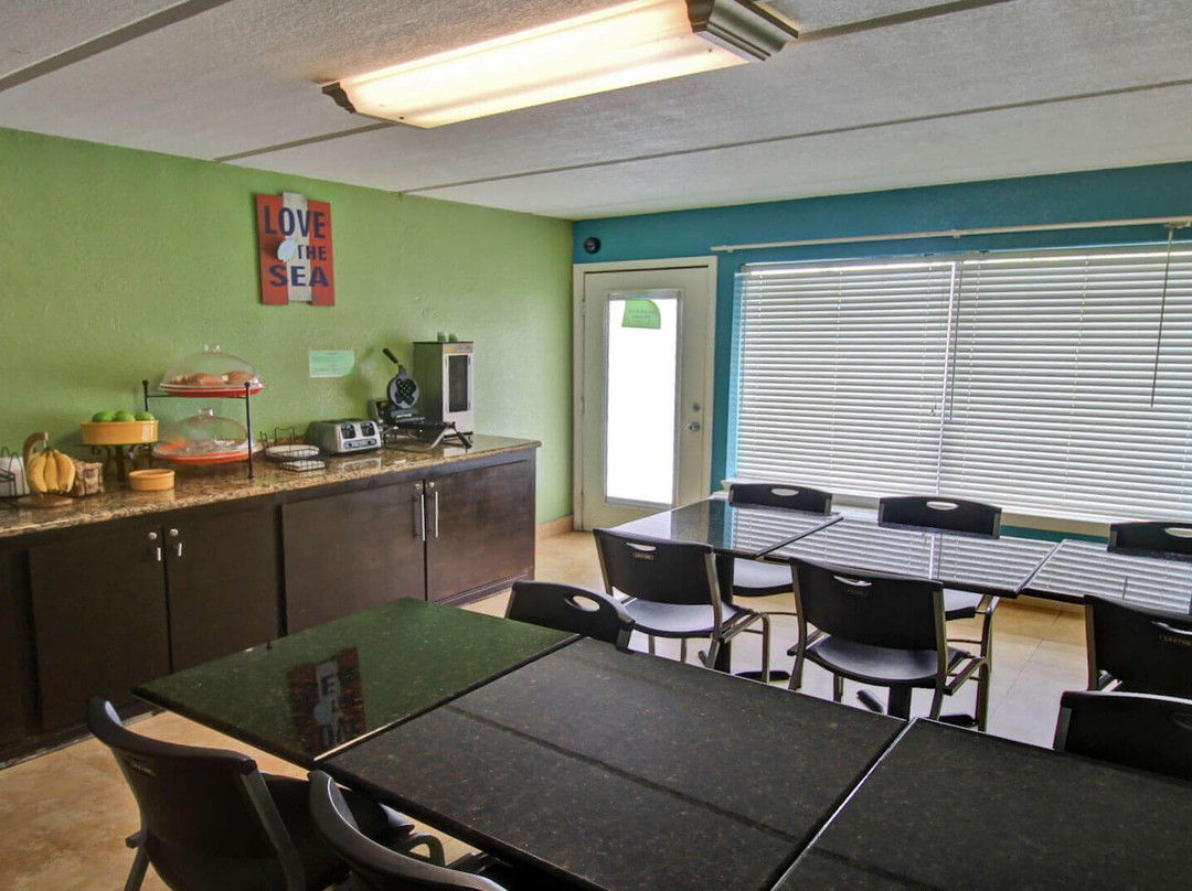 WindWater Hotel主图