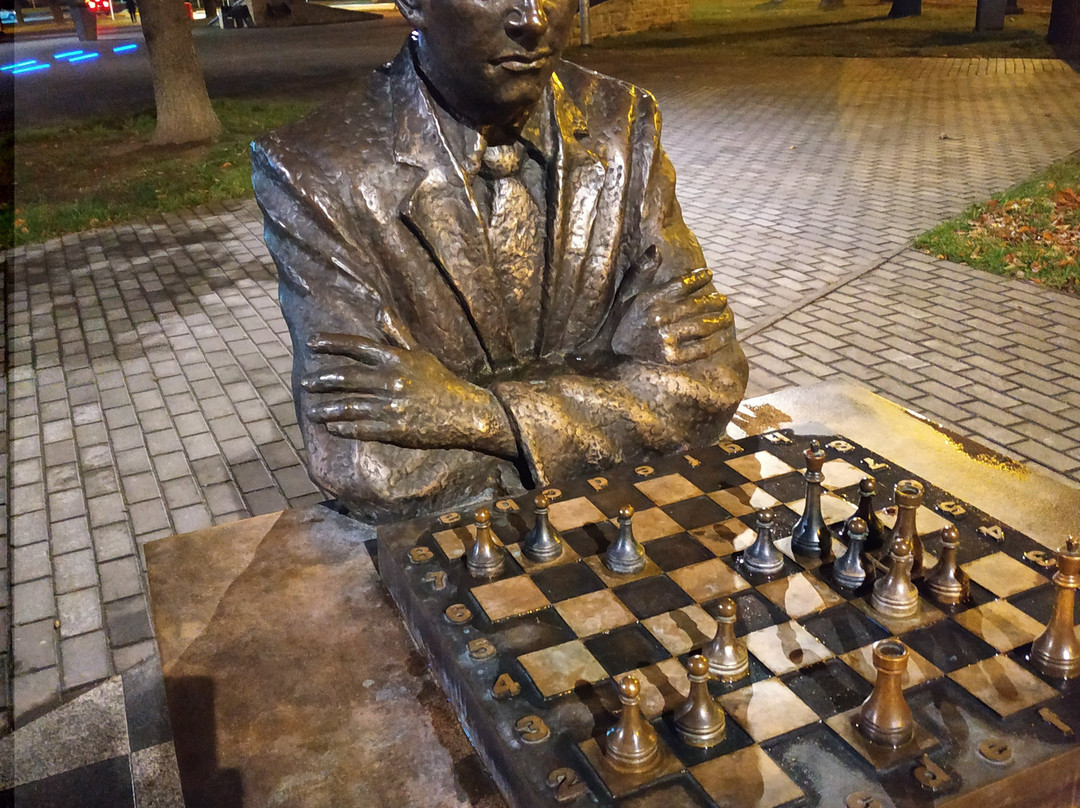 Monument to Paul Keres-纳尔瓦必去景点