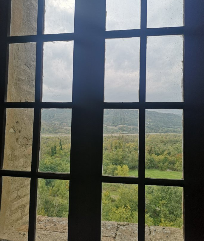 Castello Pallavicino di Varano de' Melegari景点图片