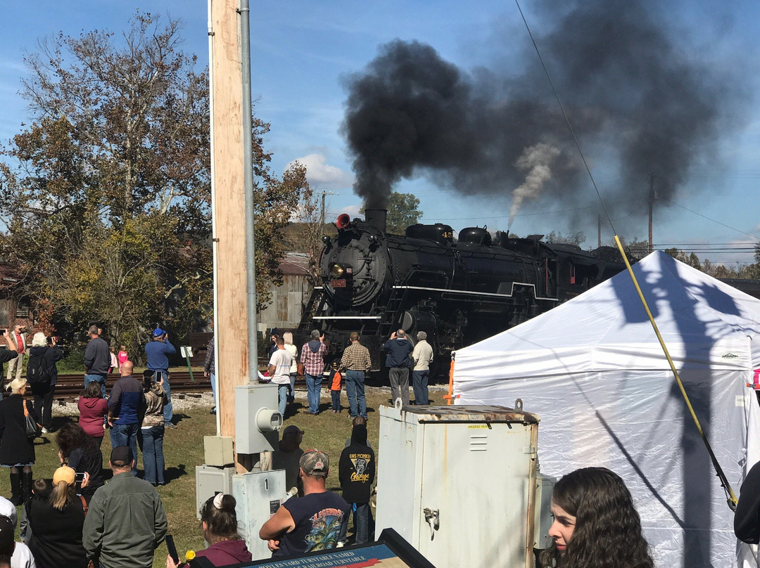 Historic Summerville Train Depot & Turntable景点图片