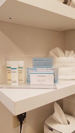 Hampton Inn Birch Run/Frankenmuth-浴室