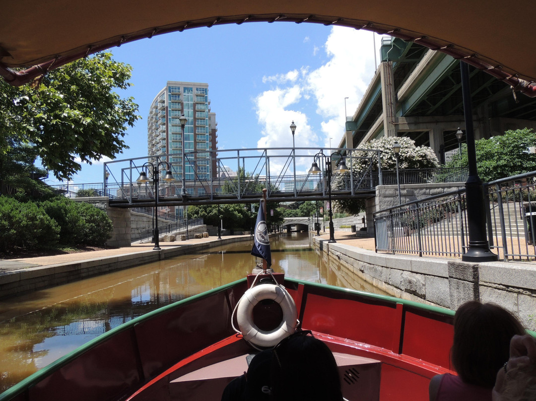 Riverfront Canal Cruises景点图片