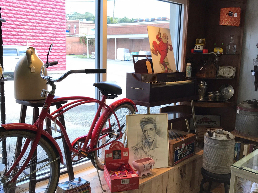 Hodgepodge on Main-Chilhowie必去景点