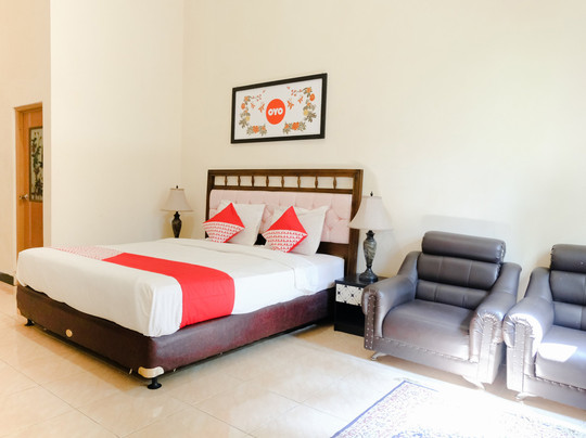 OYO 563 Damar Mas Resort Lereng Kelud主图