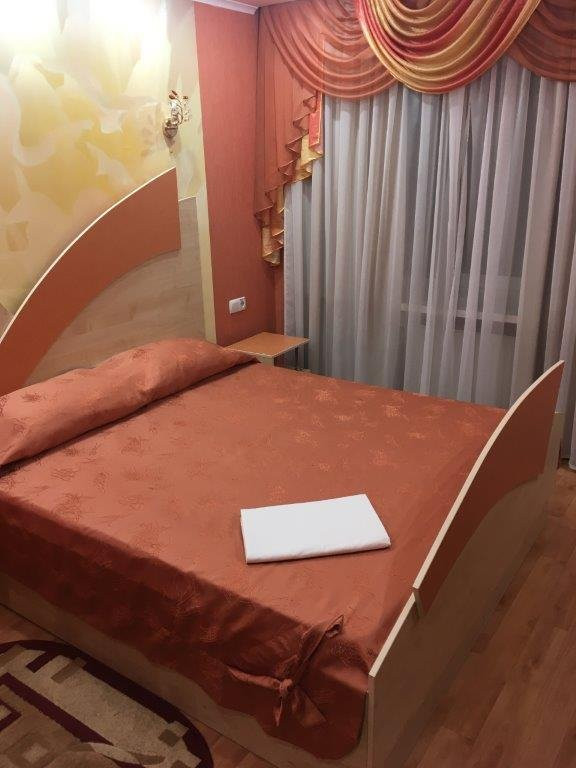 Dneprovskie Zori主图
