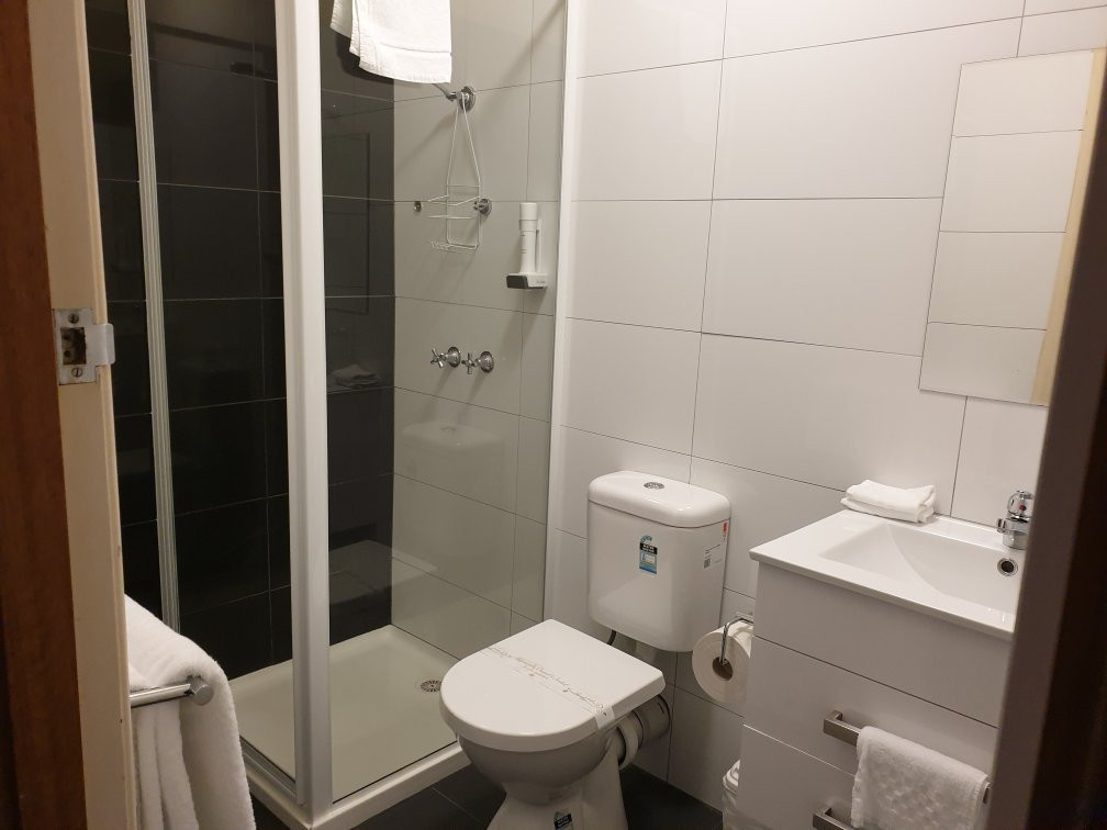 The Wharf Hotel主图