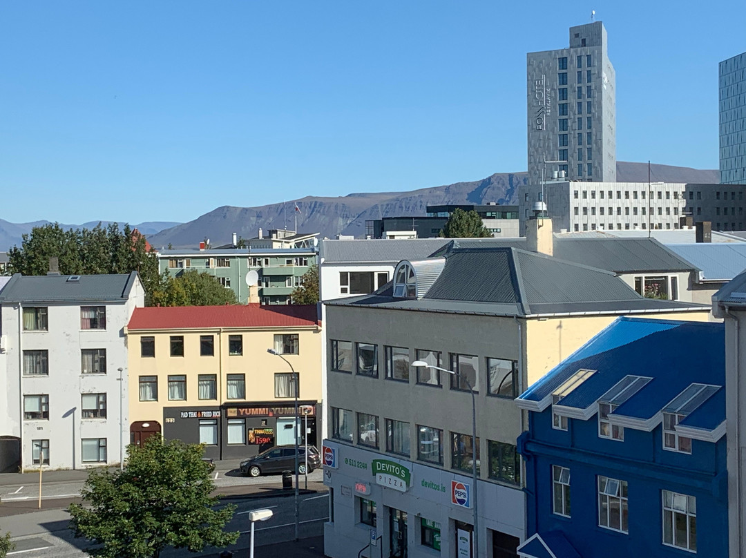 米德加杜尔中央酒店主图