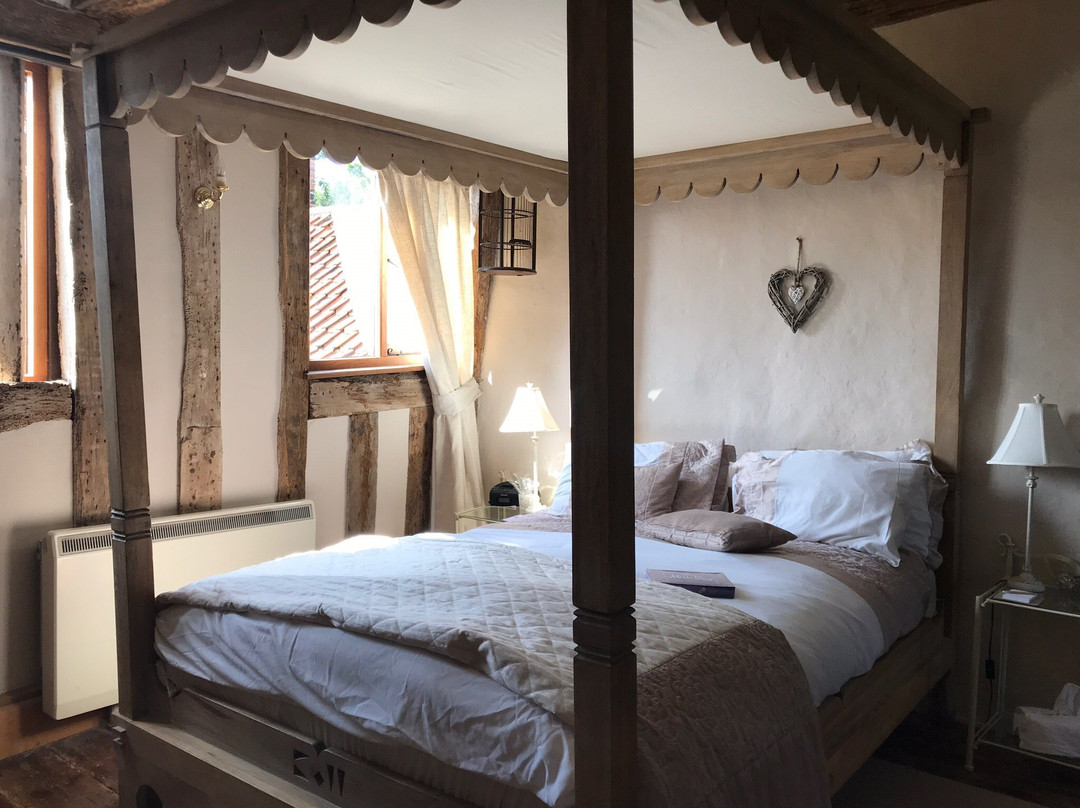 Valley Farmhouse B&B主图