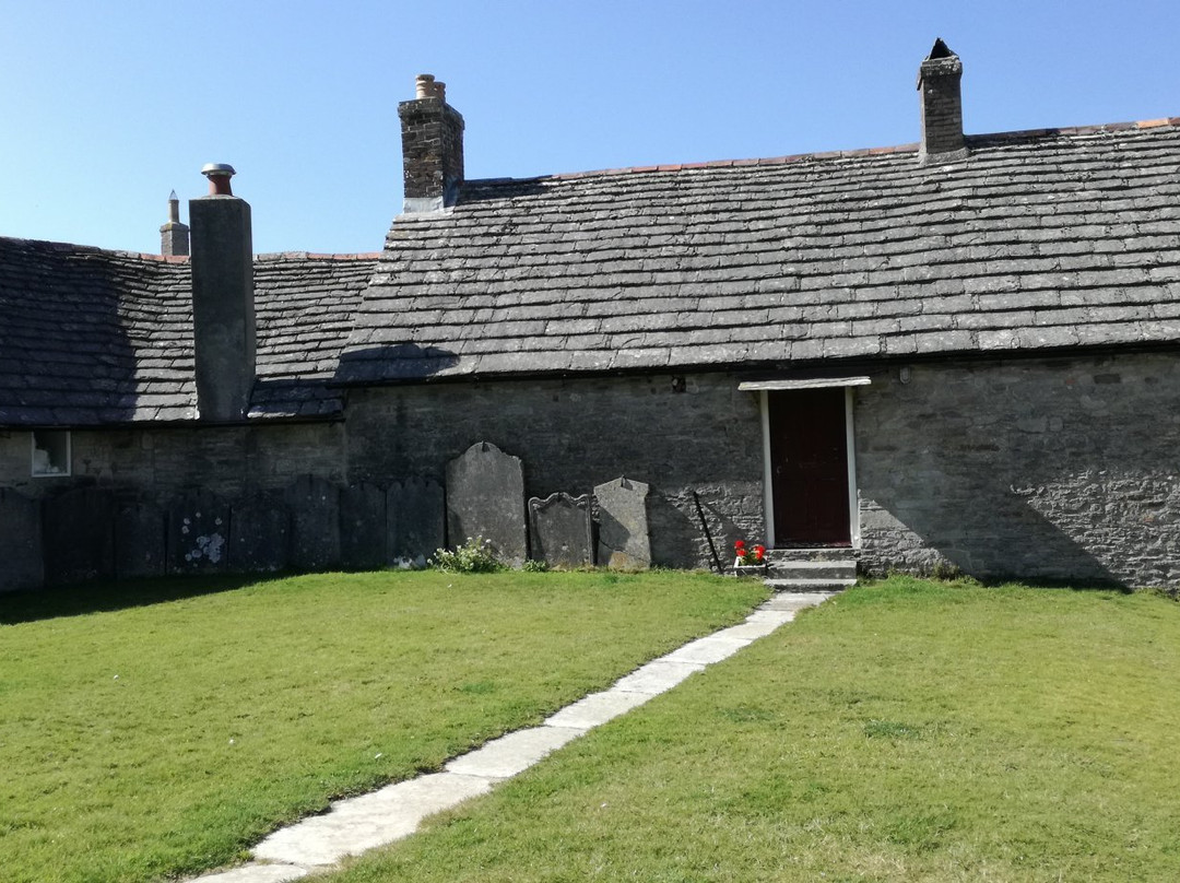 St.Edward, King & Martyr-Corfe Castle必去景点