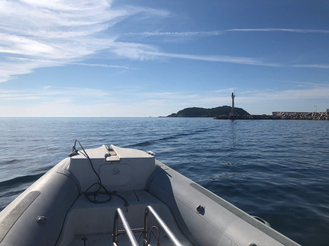 Eden Dive-拉西奥塔必去景点