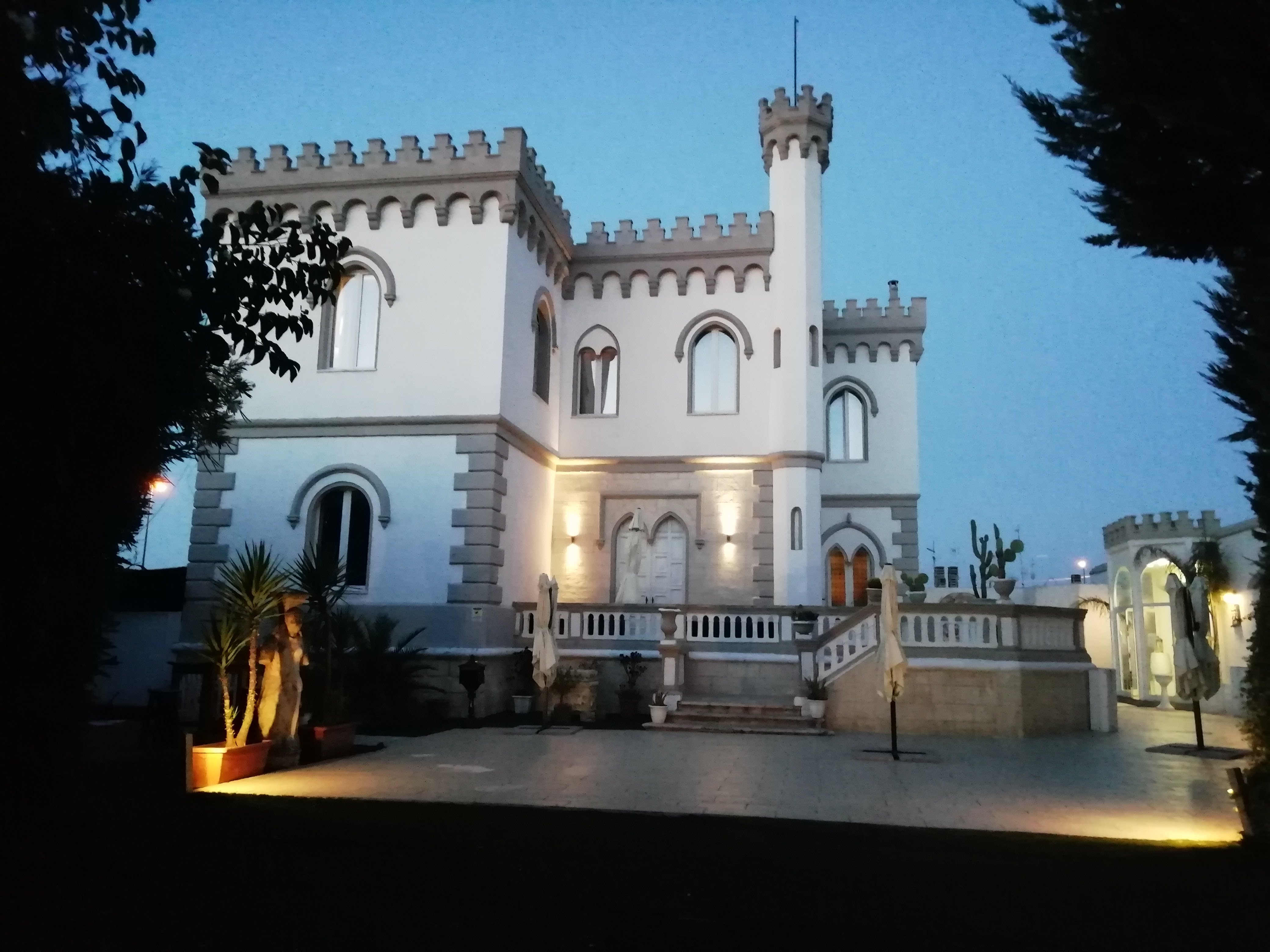 Torre Balzano-官方