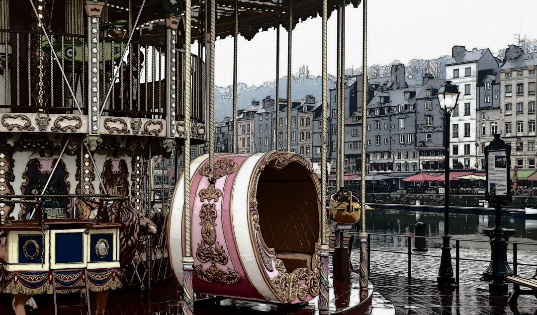 Carrousel a Honfleur景点图片
