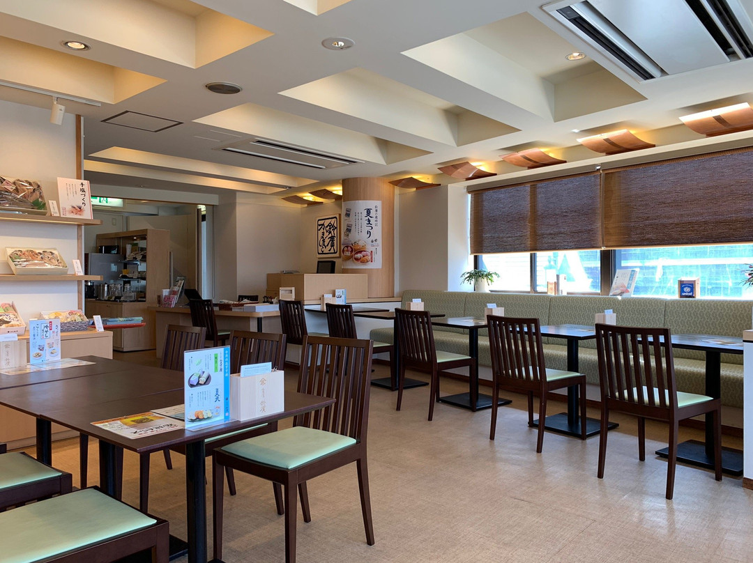 Suzuhiro Kamaboko, Odawara Ekimae-小田原市必去景点