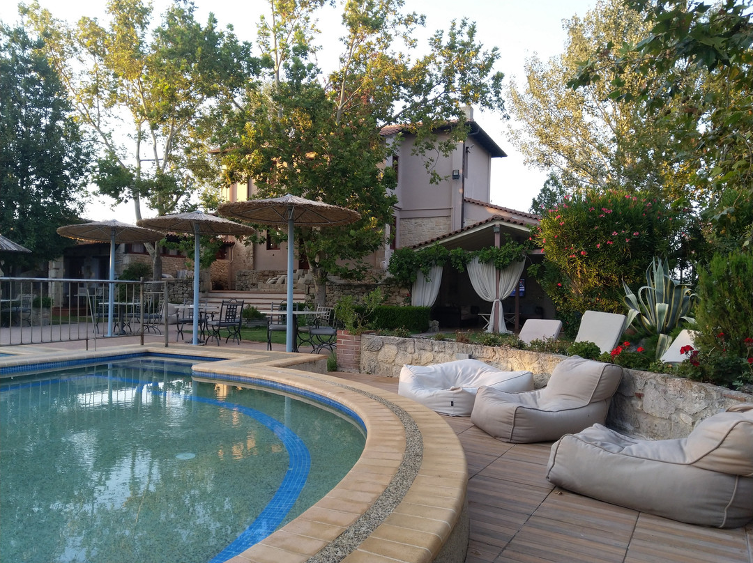Petrino Suites Hotel主图