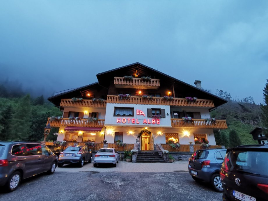 Hotel Albe主图