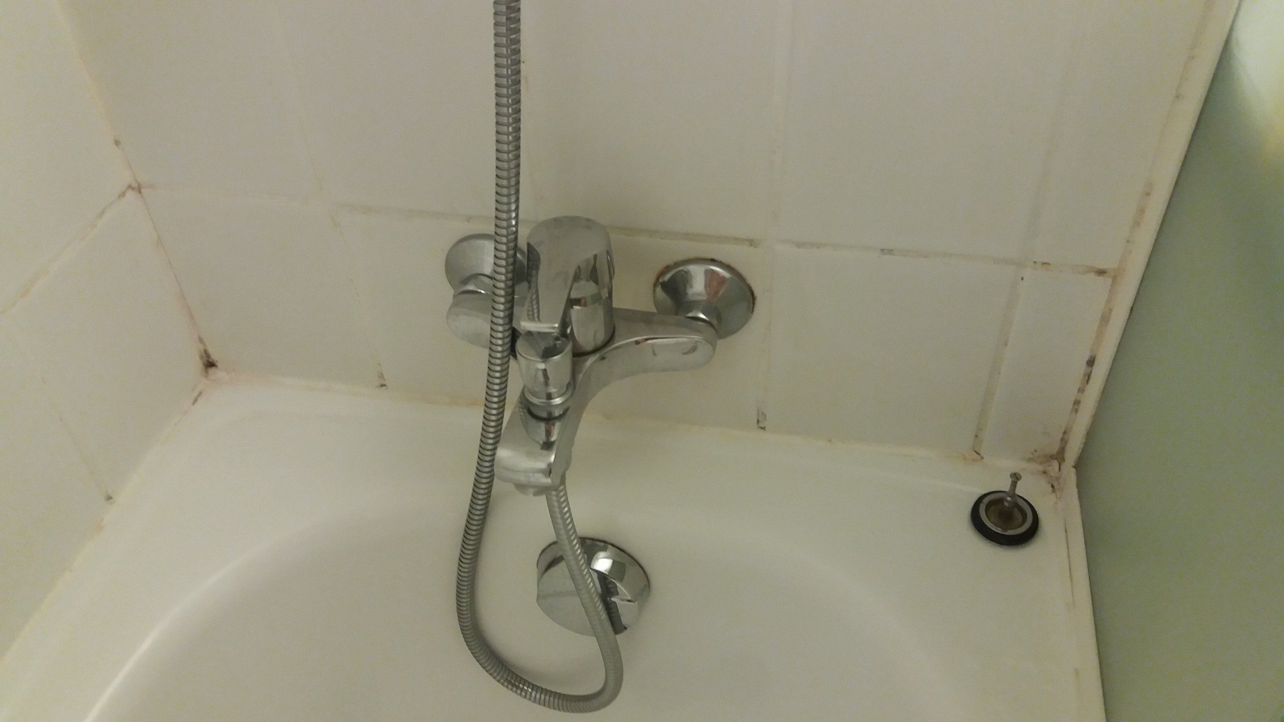 Ibis Budget Lorient Caudan-浴室