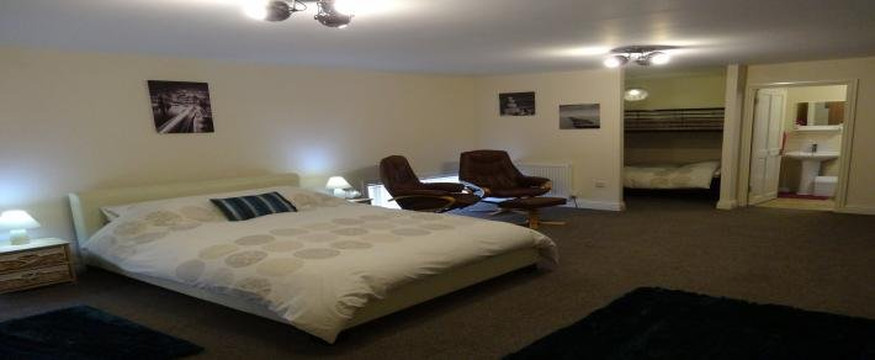 Church House B & B主图