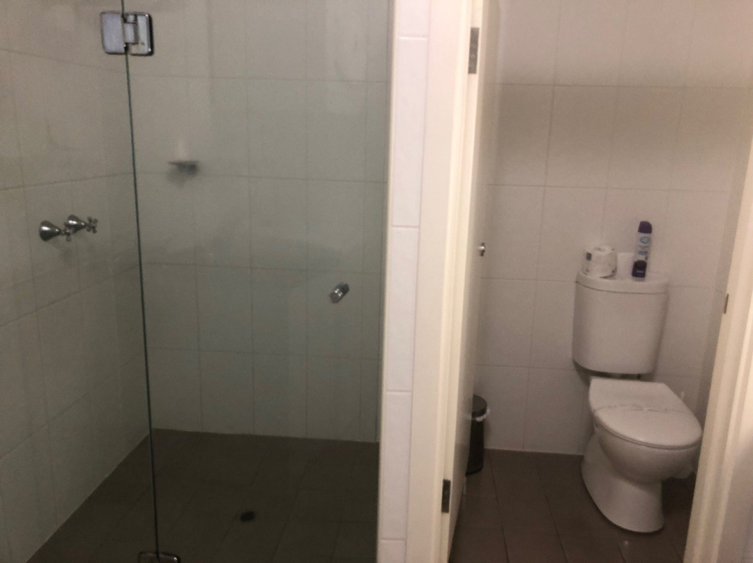 迈拉伦谷汽车旅馆和公寓主图