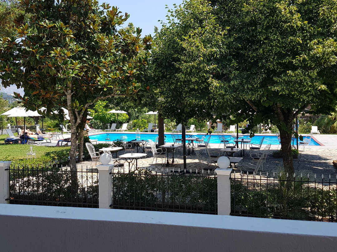 Silver Bay Hotel主图