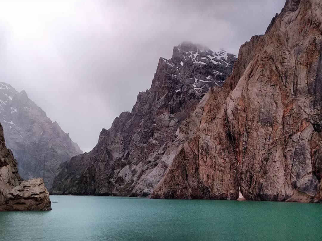 Globuslanding Motorcycle Rental  & Tours-比斯凯克必去景点