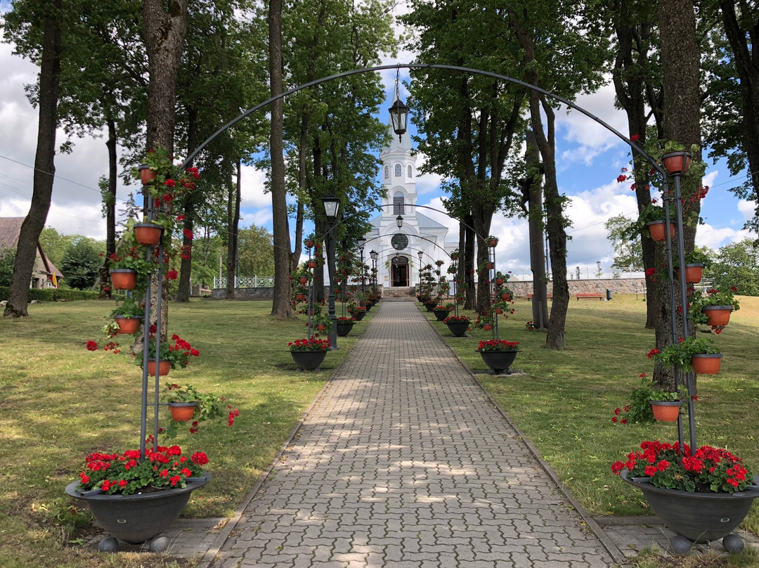 Holy Assumption of the Virgin Mary Church-特尔希艾必去景点