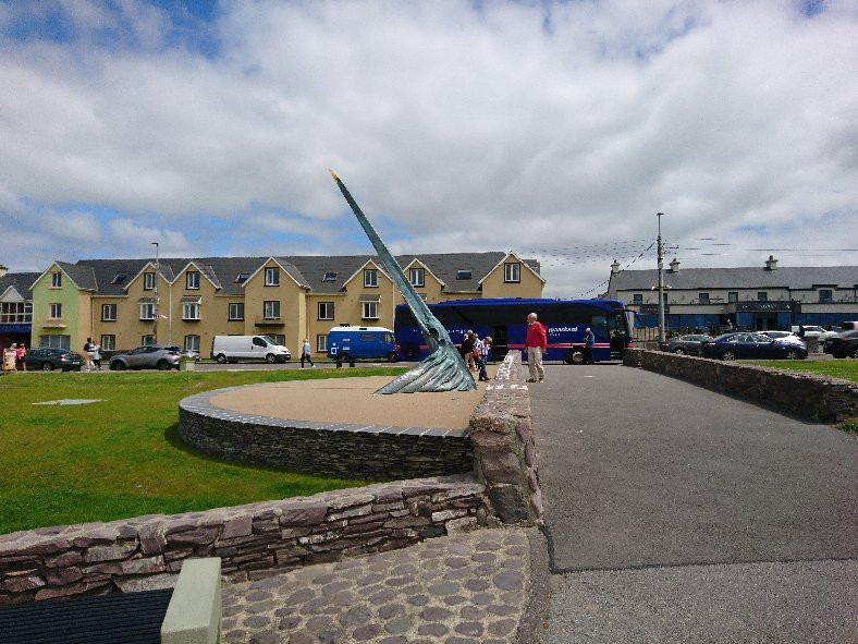 Arthach Dana, Amergin Memorial Sculpture & Sundial-Waterville必去景点