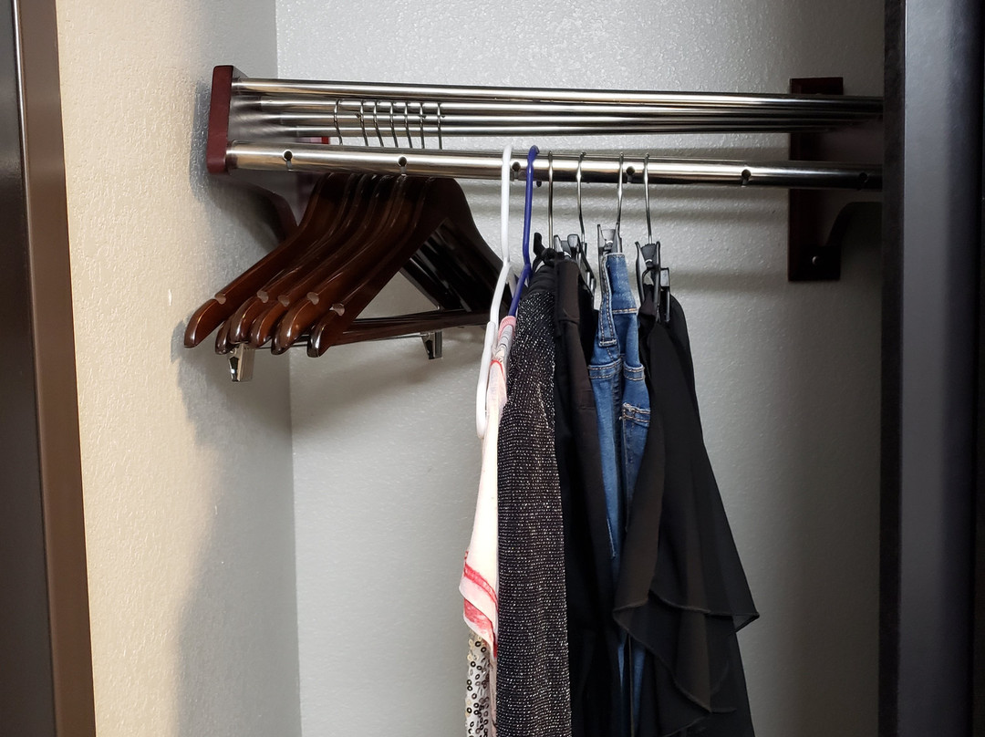 Best Western Plus Bay City Inn & Suites主图