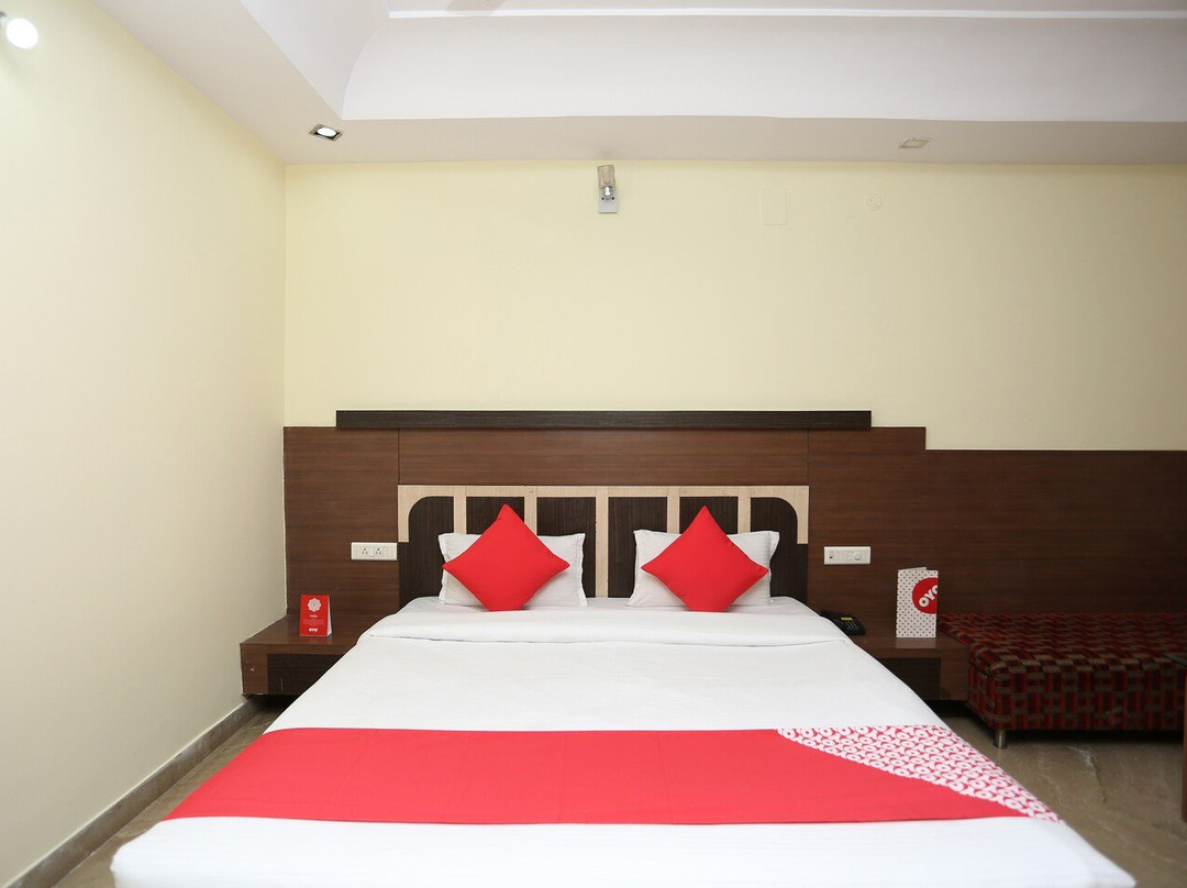 OYO 8625 Yogendra Residency主图